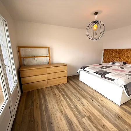 3 Pieces Lumineux, Balcon Et Parking 5min Des Plages Lägenhet *